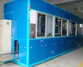 威固特 洗凈設備領域的工業機器人制造專家